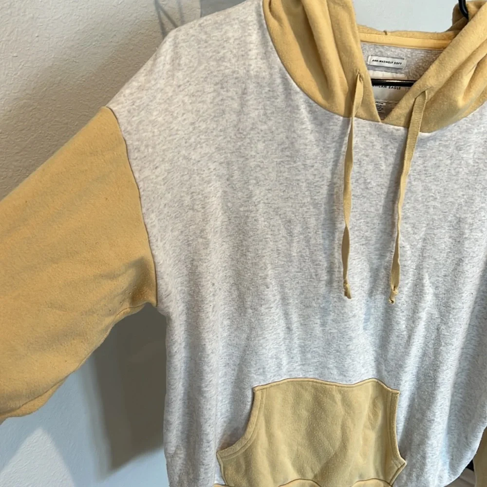 American Eagle Hoodie - Picture 3 of 3